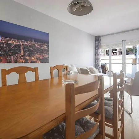 Apartment R68 Montserrat 32-3 *