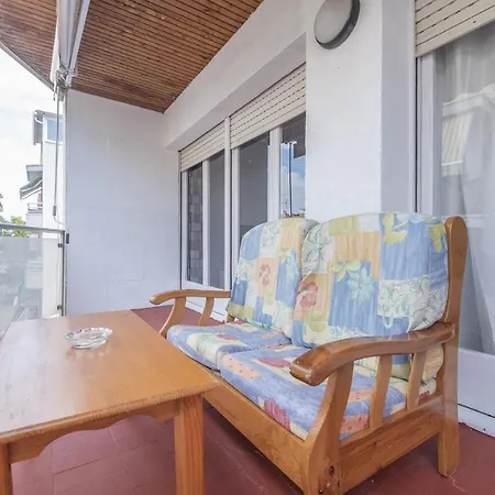R68 Montserrat 32-3 Apartment *